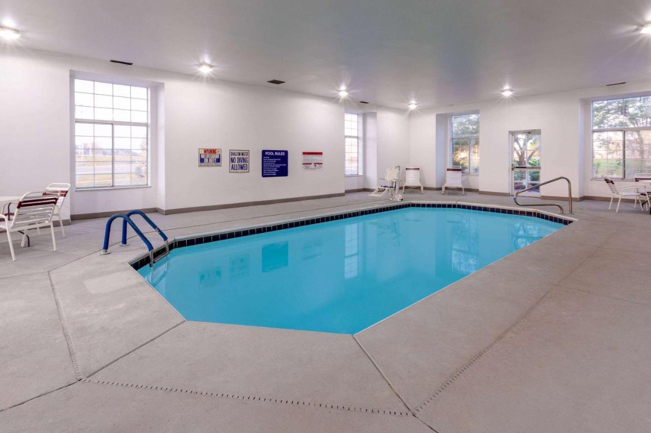 Microtel Inn & Suites By Wyndham Sunbury - Columbus North Esterno foto