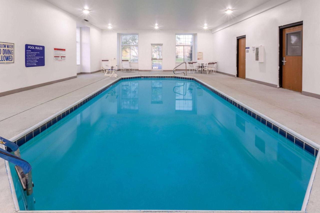 Microtel Inn & Suites By Wyndham Sunbury - Columbus North Esterno foto